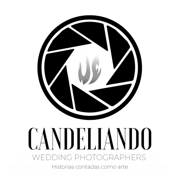 Candeliando Logo